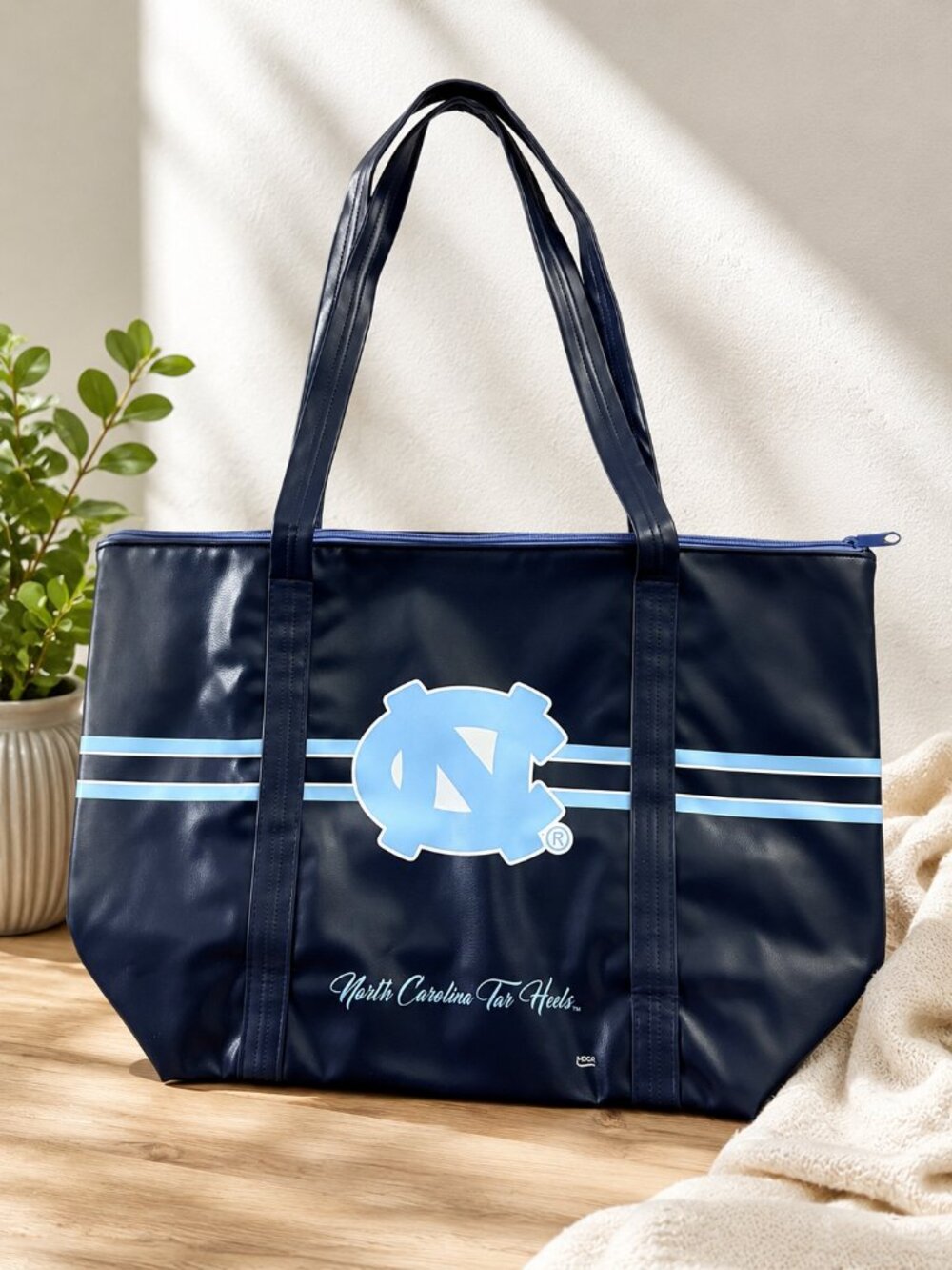 North Carolina Tar Heels Tote Bag (Navy & Carolina Blue)